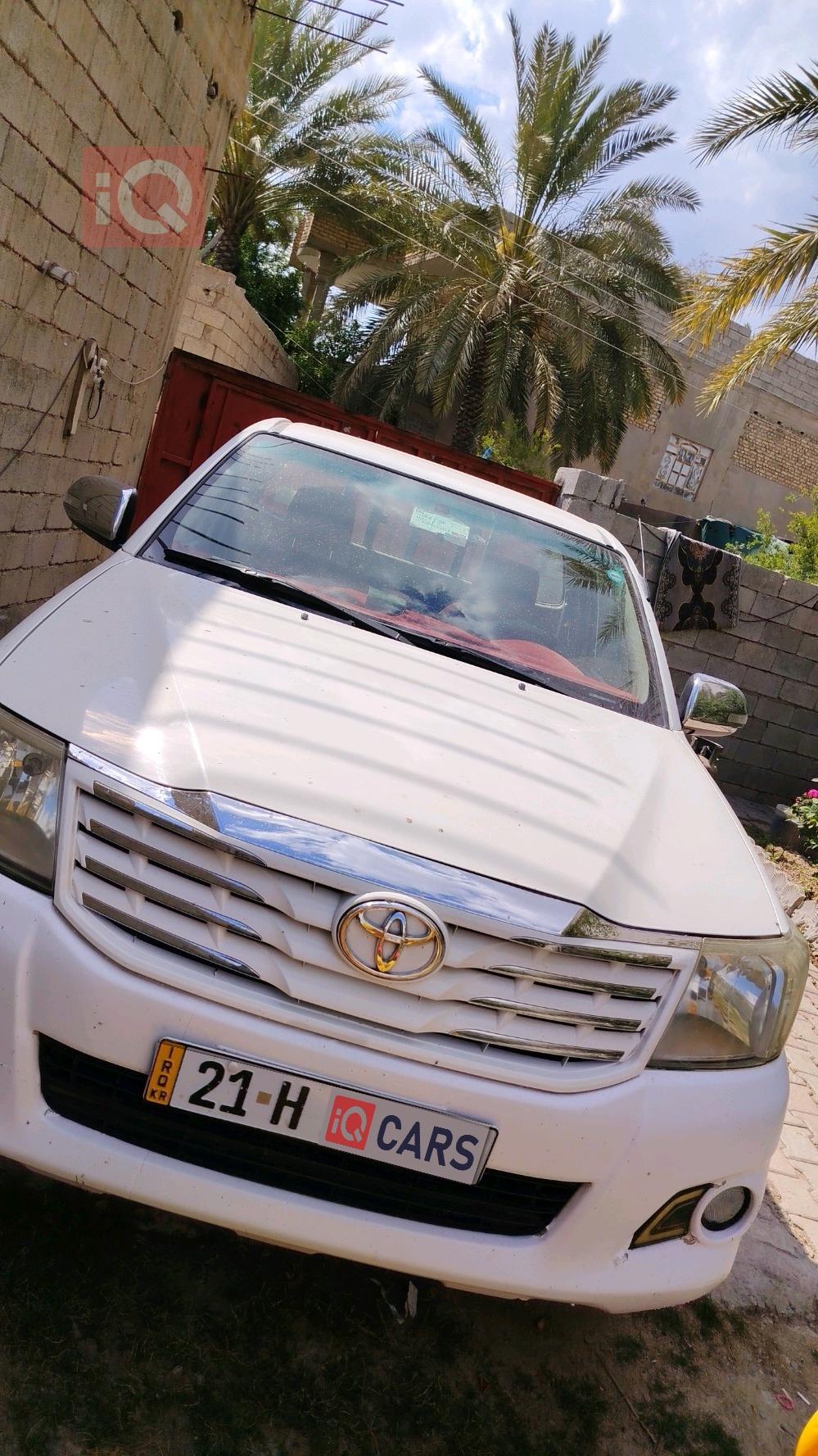 تويوتا هايلوكس